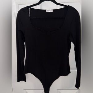 Popular 21 Black Long Sleeve Square Neck Bodysuit Top